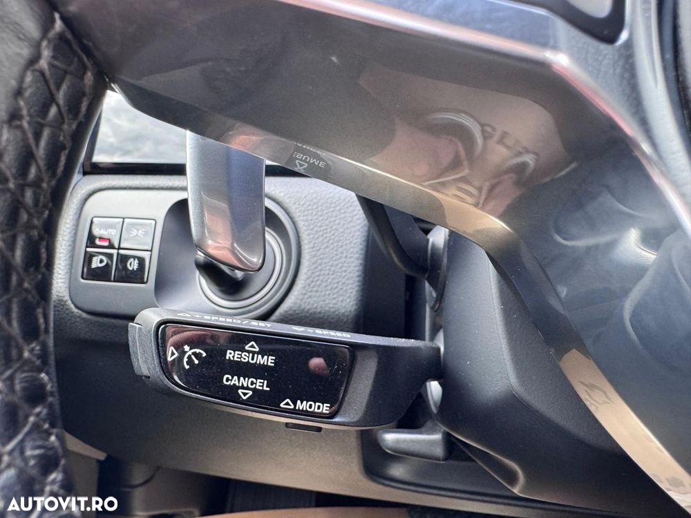 Porsche Cayenne Tiptronic S - 29