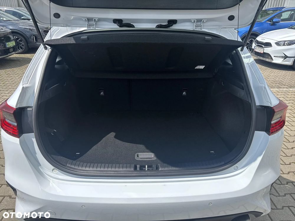 Kia Ceed 1.5 T-GDI M DCT - 17