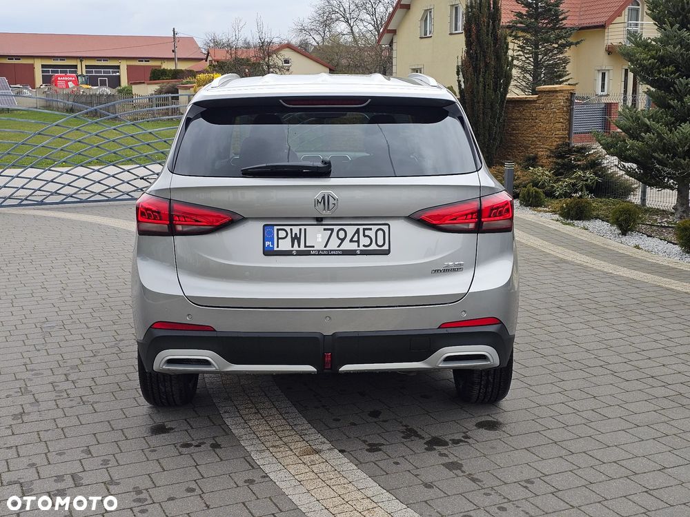 MG ZS Hybrid+ - 6