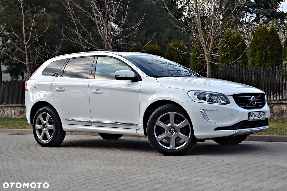 Volvo XC 60 D5 AWD Geartronic Summum - 18