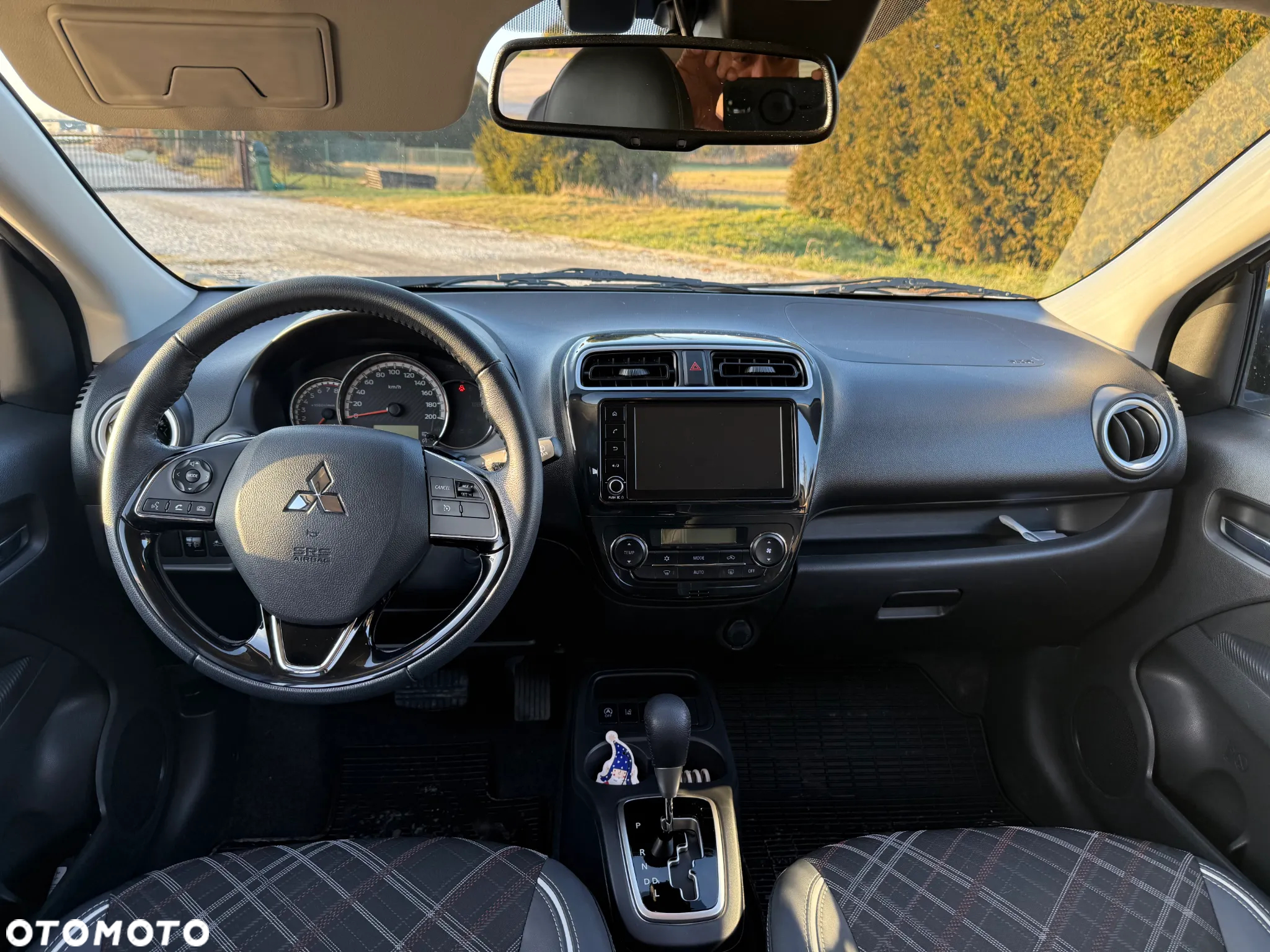 Mitsubishi Space Star 1.2 AS&G Instyle CVT - 18