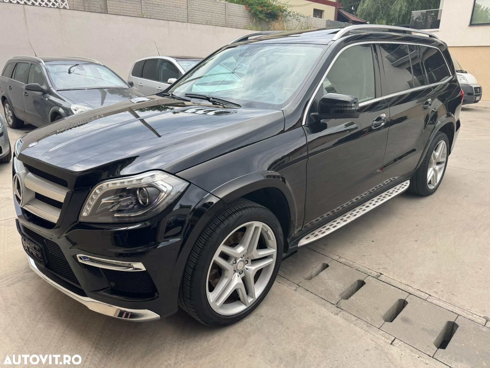 Mercedes-Benz GL 350 4MATIC BlueTec Aut. - 1