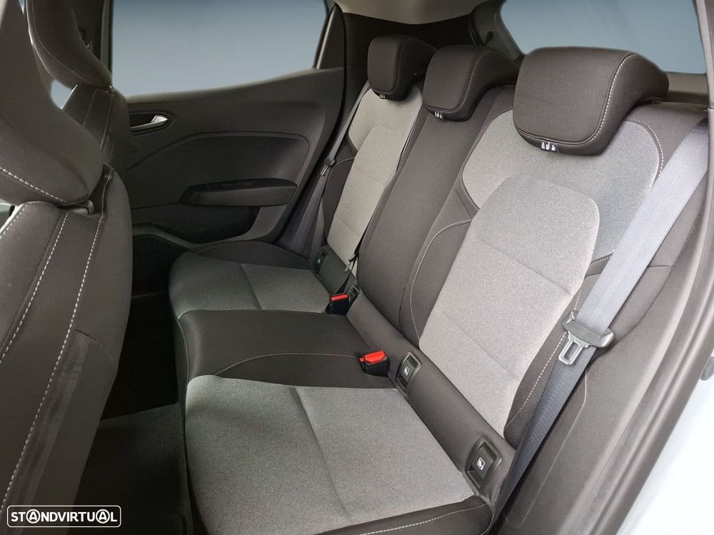 Renault Clio 1.0 TCe Evolution — fotografia 12