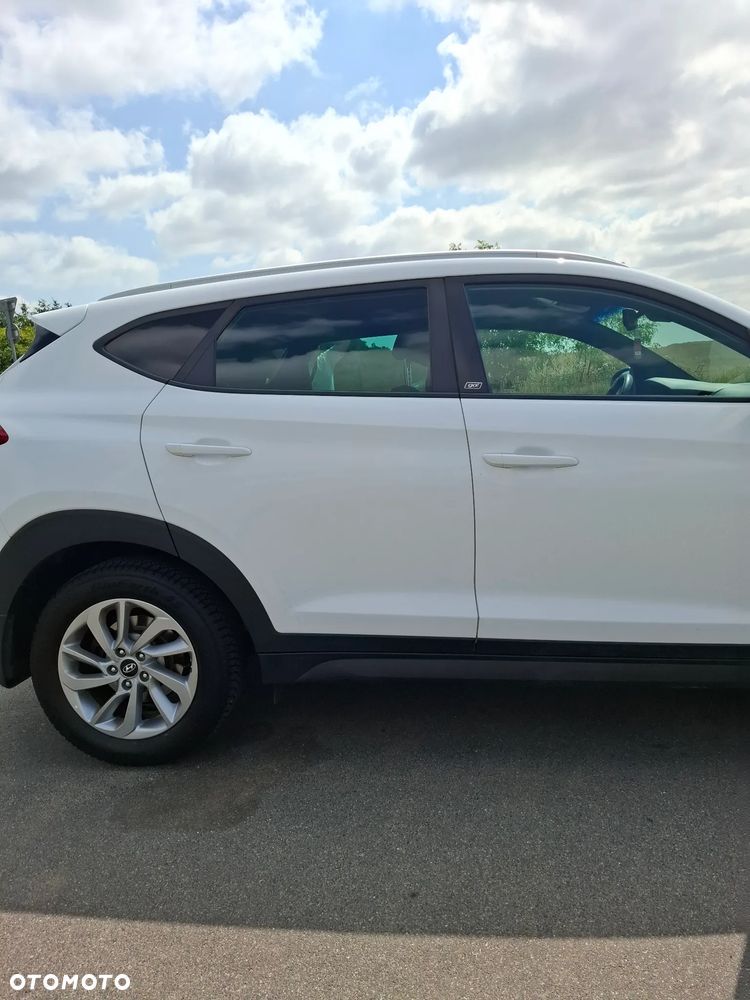 Hyundai Tucson 1.6 GDI BlueDrive GO 2WD - 8