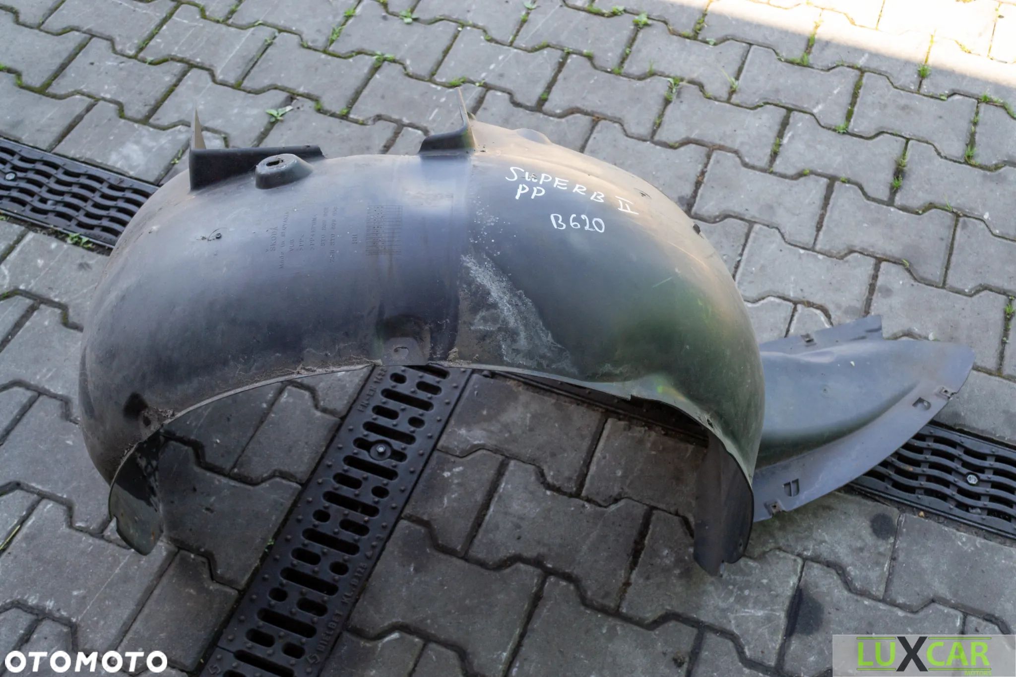 SKODA SUPERB II 2 NADKOLE PRAWE PRZÓD PRZEDNIE 3T0809962 B620 - 1