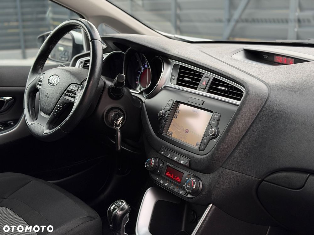 Kia Ceed 1.6 CRDi L - 27