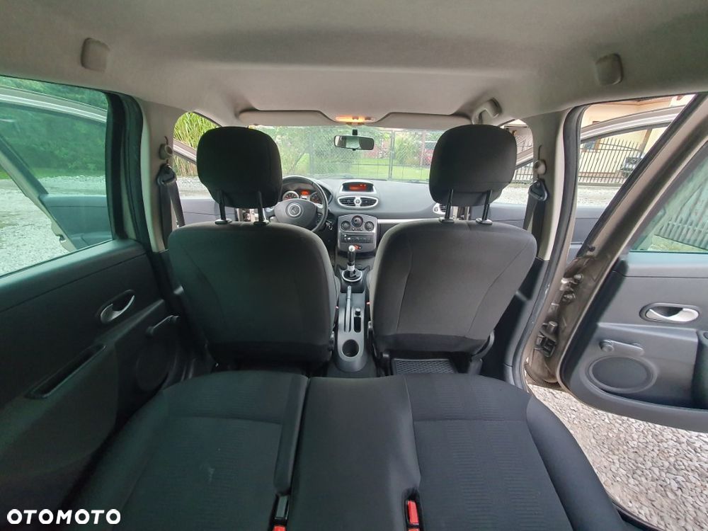 Renault Clio 1.2 16V TCE Tech Run - 16