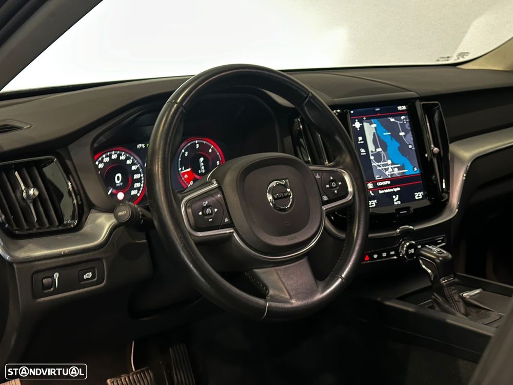 Volvo XC 60 2.0 D4 Momentum AWD Geartronic - 14