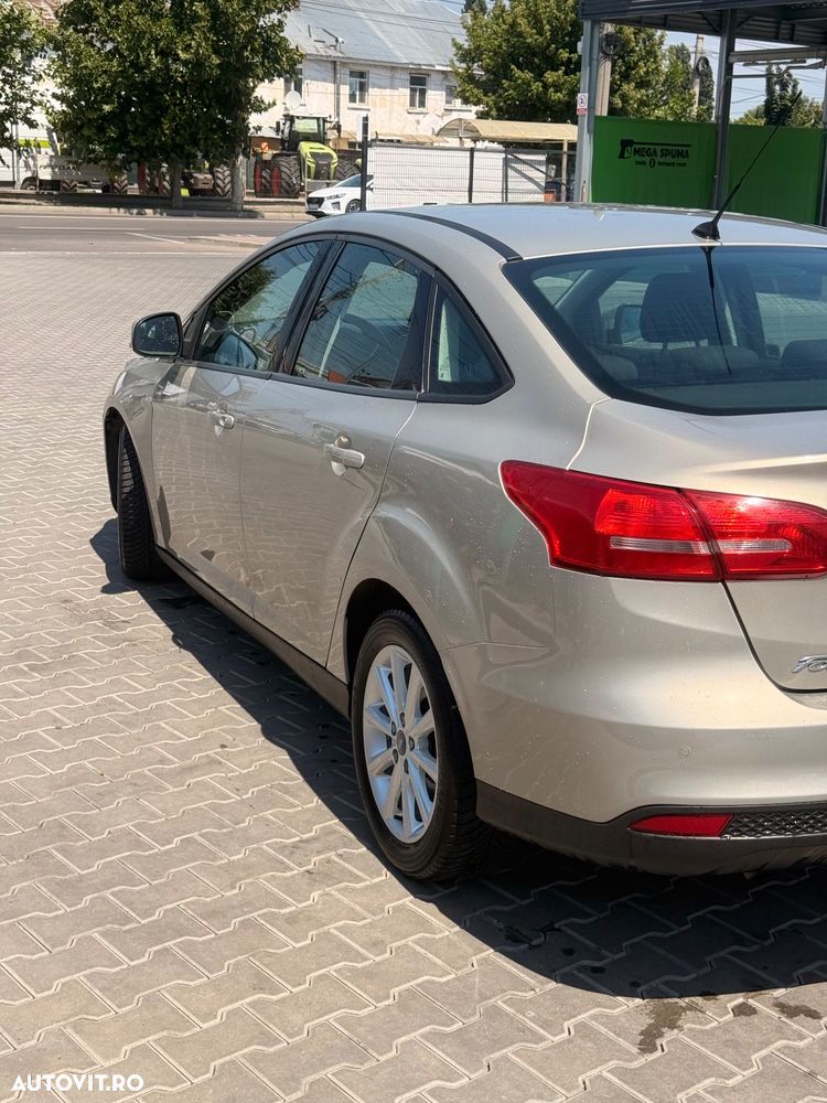 Ford Focus 1.0 EcoBoost Sport - 4