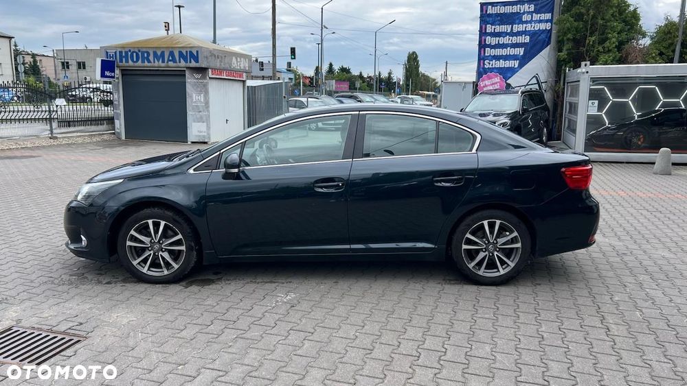 Toyota Avensis 2.2 D-CAT Premium - 3