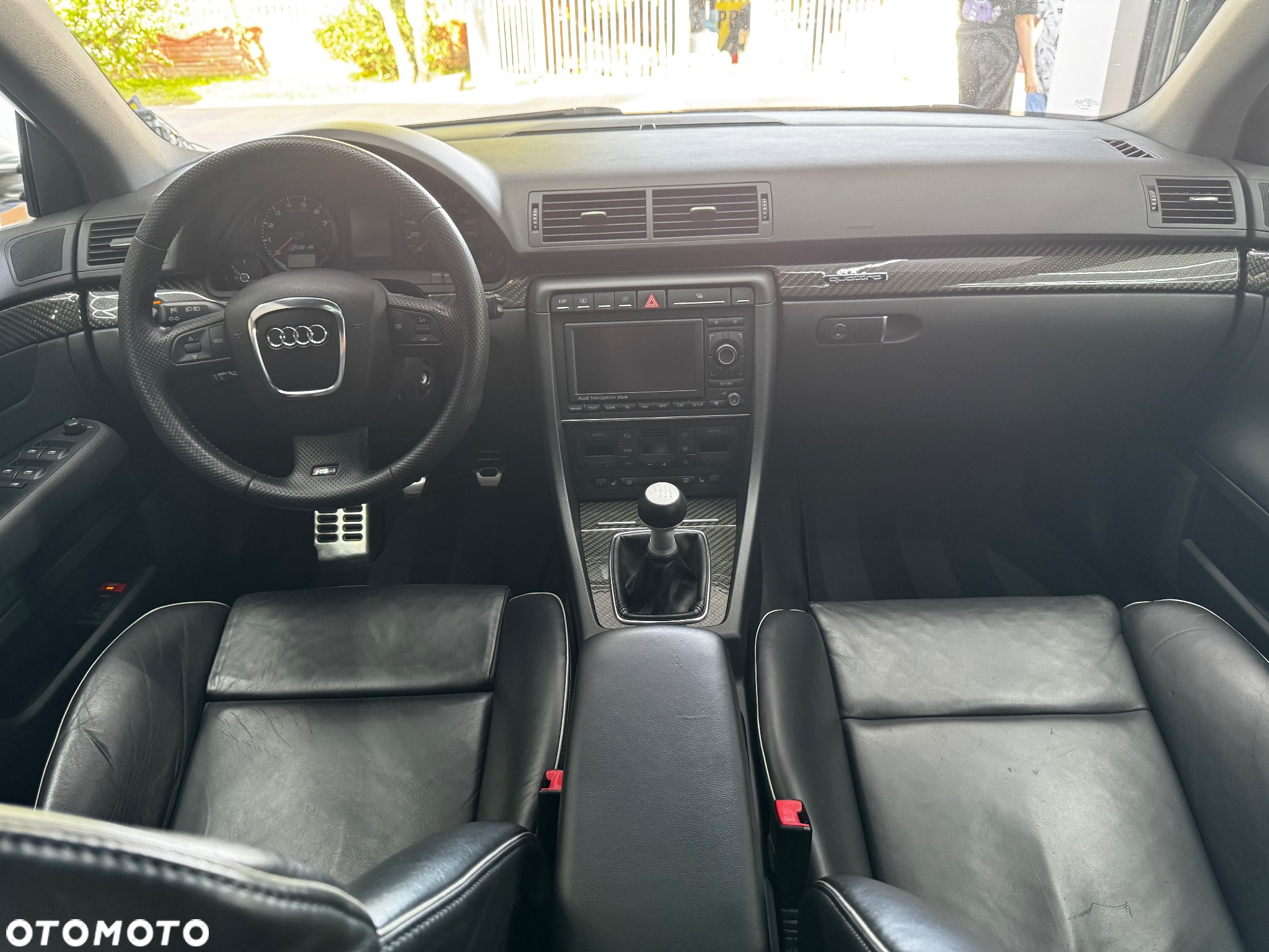 Audi RS4 Standard - 31