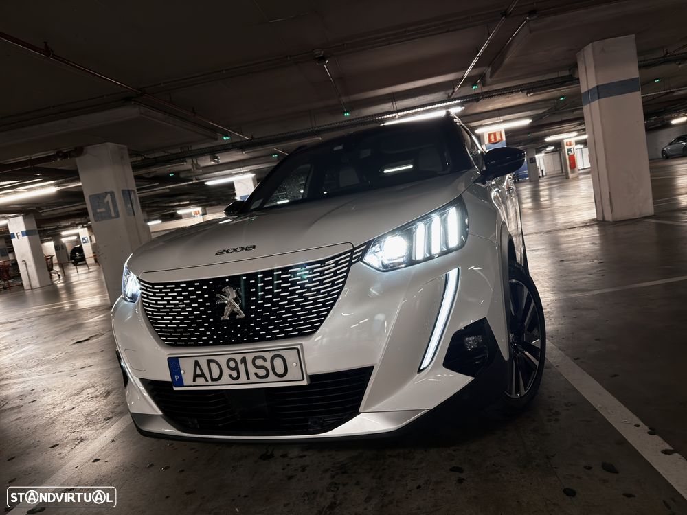 Peugeot e-2008 50 kWh GT - 2
