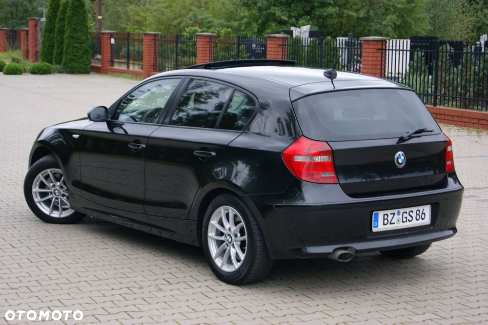 BMW Seria 1 120d - 17
