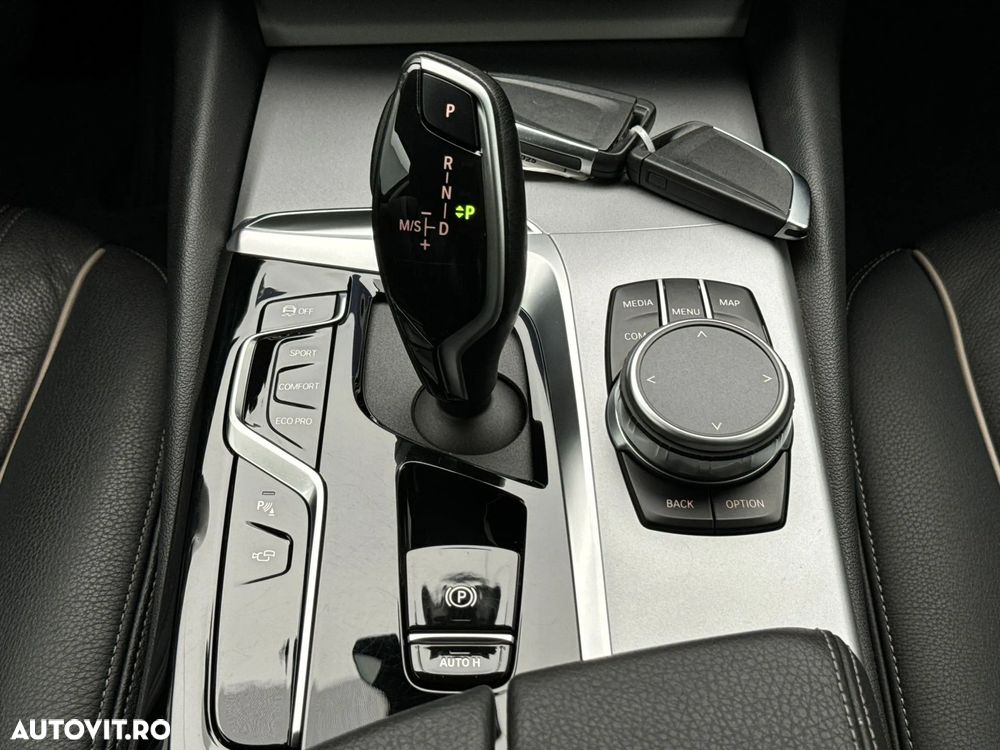 BMW Seria 5 518d AT MHEV - 26
