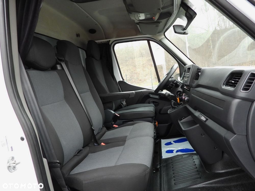 Renault MASTER PLANDEKA 10 PALET WEBASTO TEMPOMAT PNEUMATYKA KLIMATYZACJA  165KM - 40