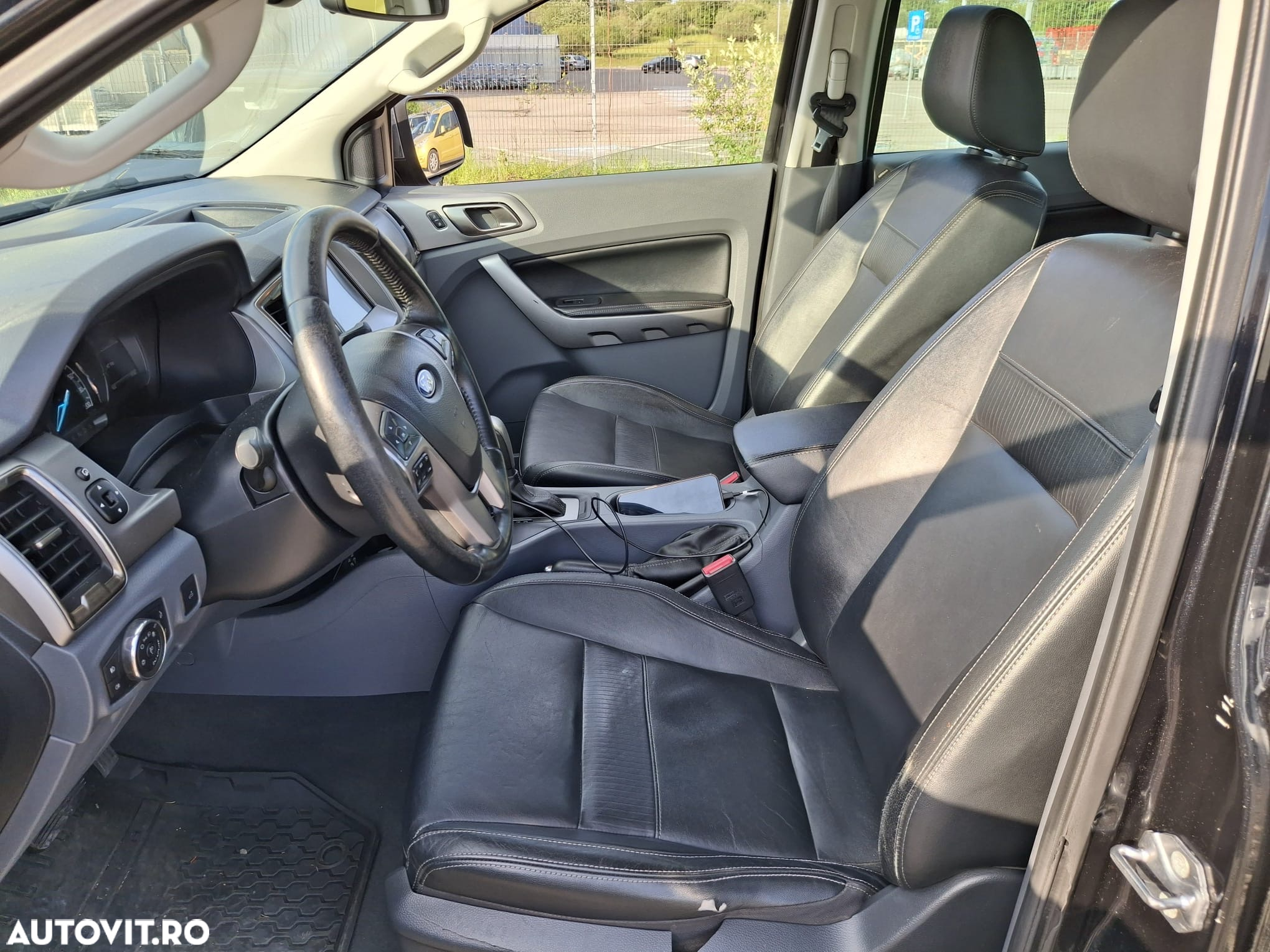 Ford Ranger Pick-Up 2.2 TDCi 4x4 Cabina Dubla LIMITED Aut. - 4