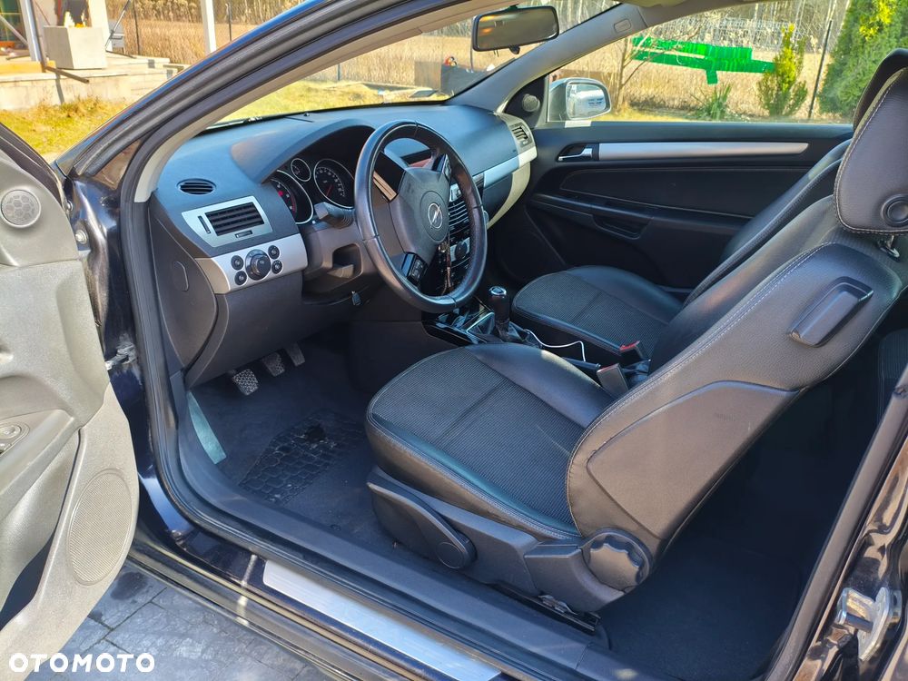 Opel Astra 1.9 CDTI Edition - 10