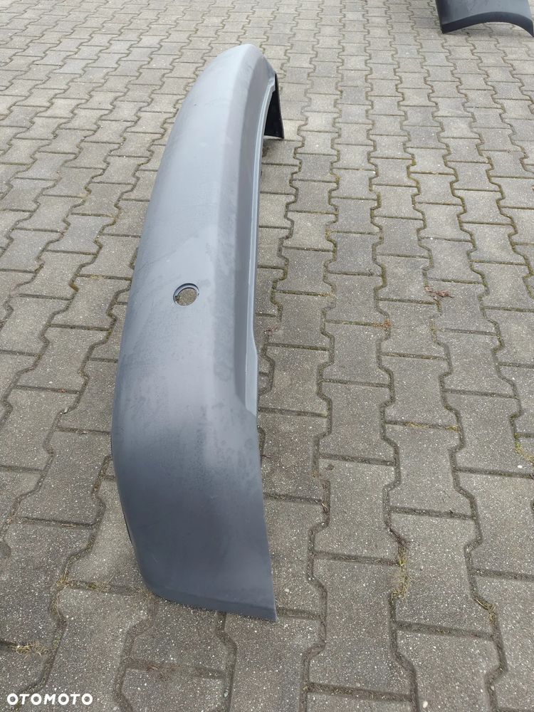 VW Caddy 2003-- ZDERZAK tył - 2