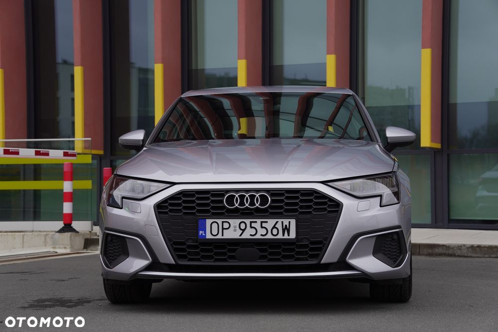 Audi A3 Sportback - 2