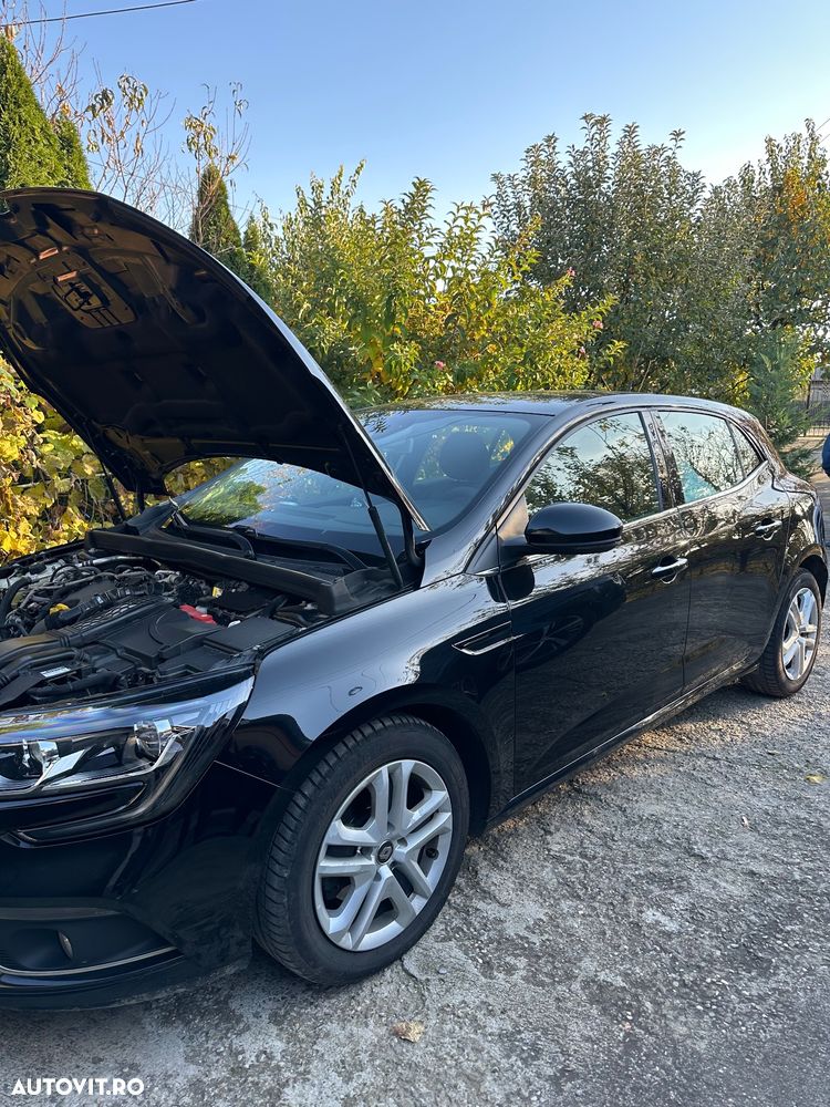 Renault Megane Blue dCi Intens - 2