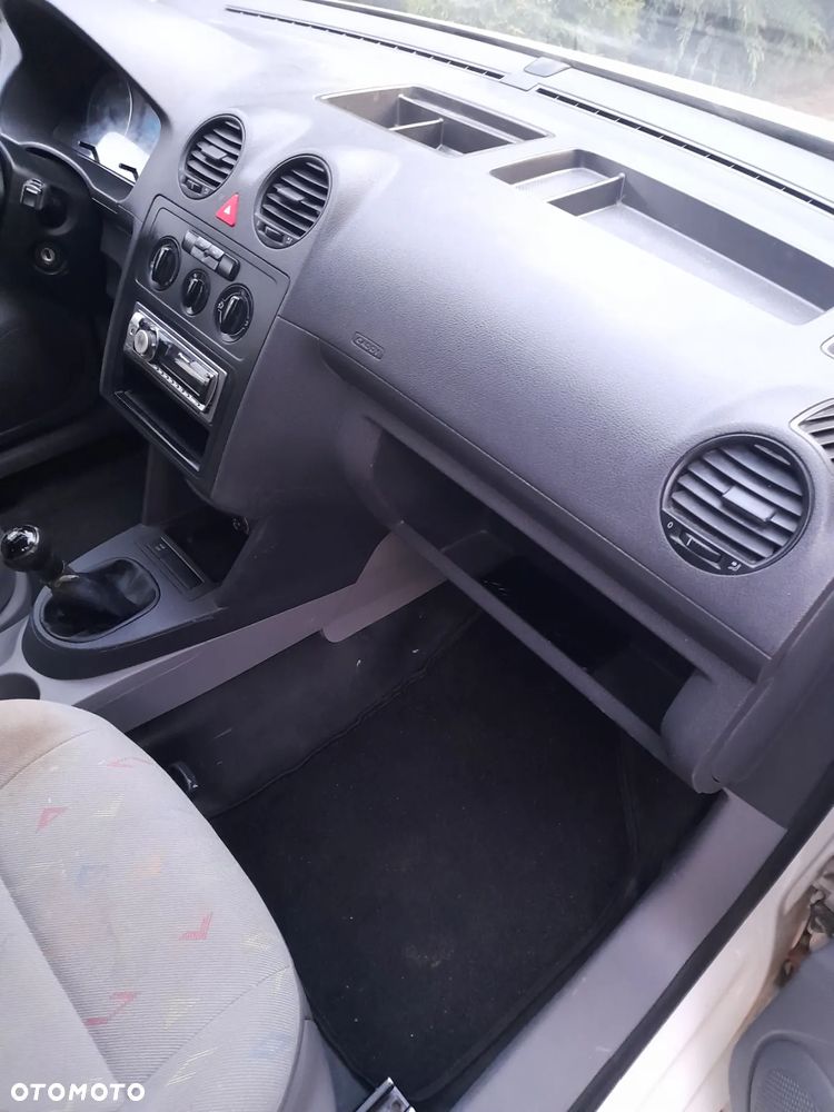 Volkswagen Caddy - 21