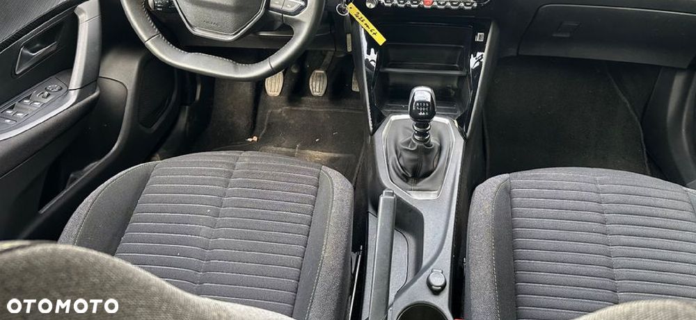 Peugeot 2008 PureTech 130 Allure Pack - 19