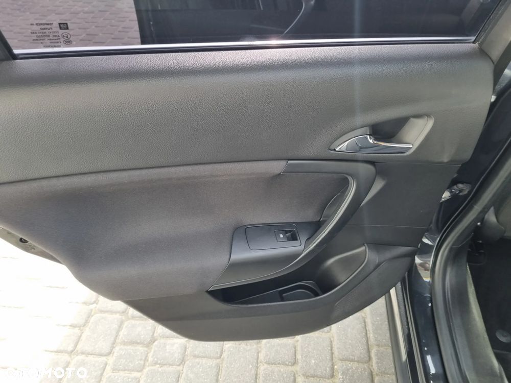 Opel Insignia 2.0 CDTI ecoFLEX Start/Stop Business Edition - 16