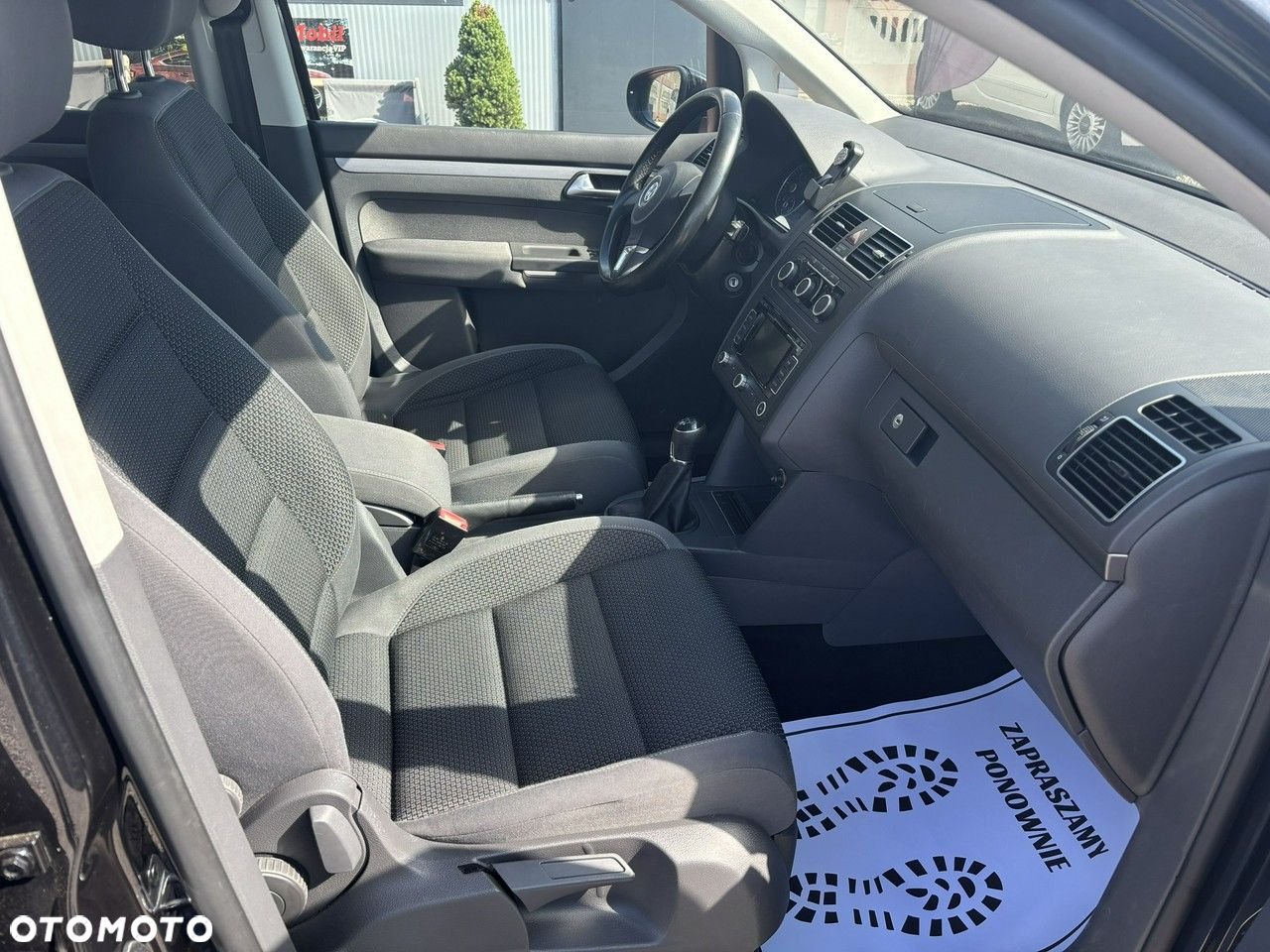 Volkswagen Touran 1.6 TDI DPF BlueMot Comfortline - 14