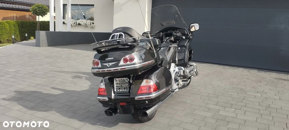 Honda GL - 39
