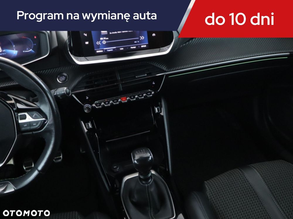 Peugeot 2008 - 10