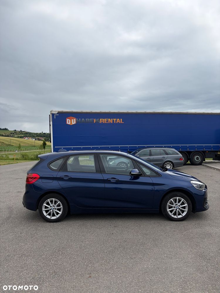 BMW Seria 2 218d - 4