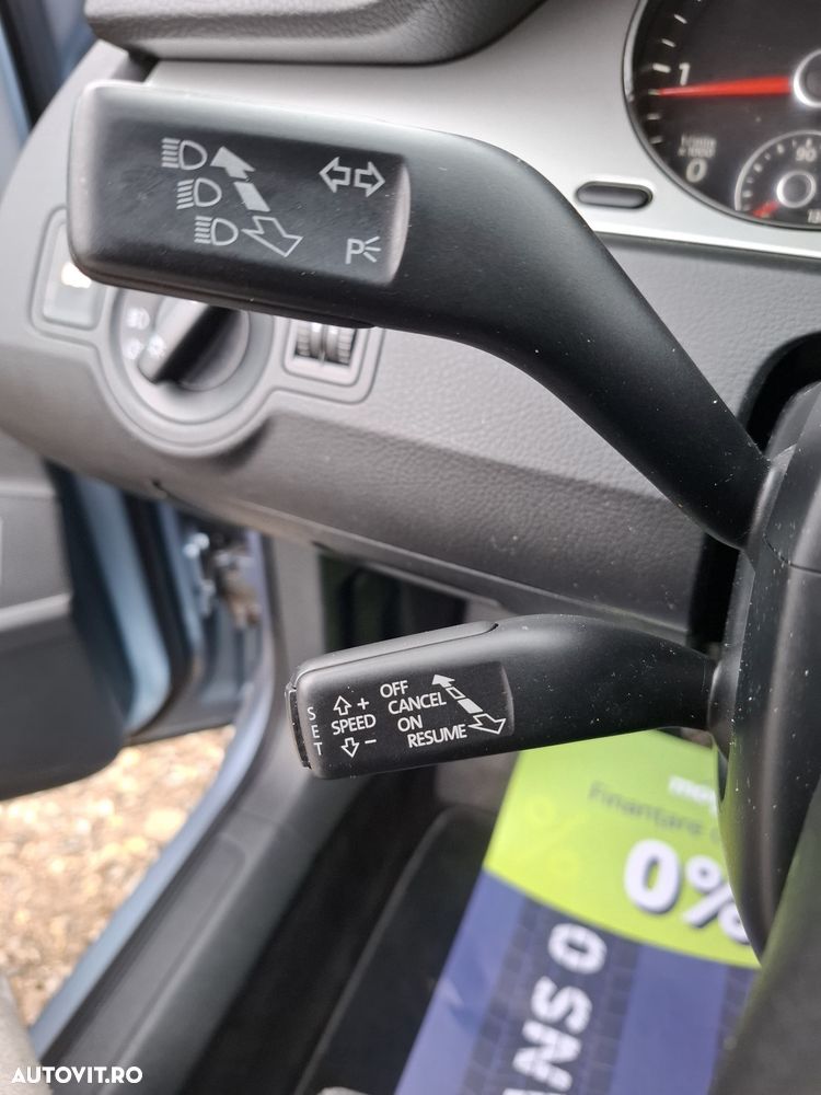 Volkswagen Passat 2.0 TDI BlueMotion Technology DPF Comfortline - 12