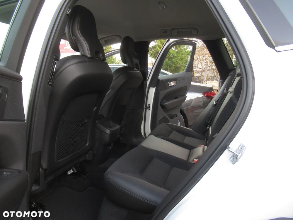 Volvo XC 60 T4 Momentum Pro - 7