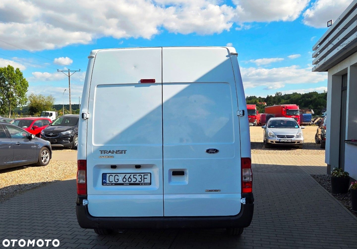Ford Transit - 19