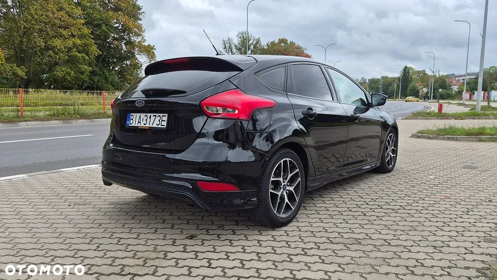 Ford Focus - 4