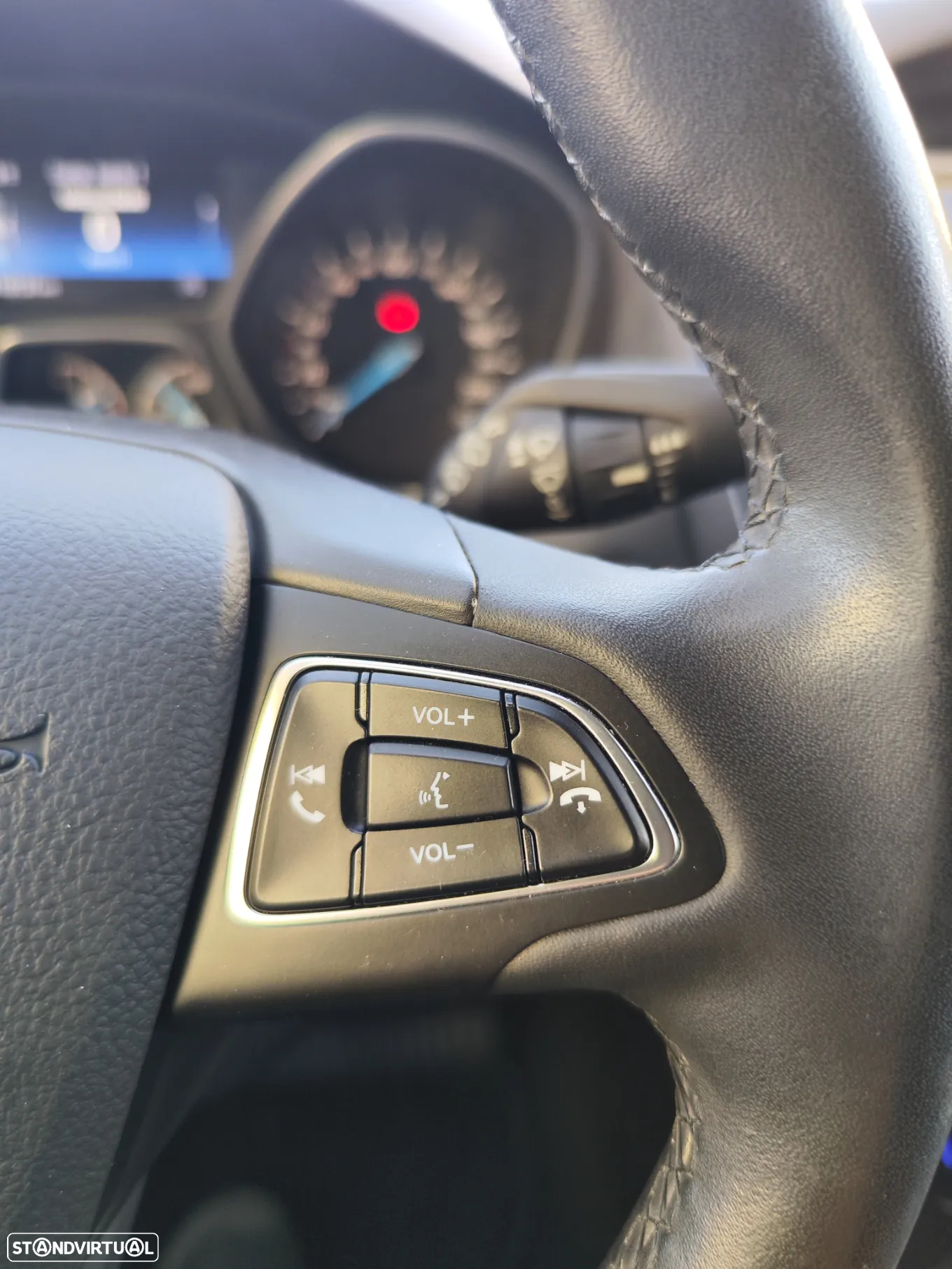 Ford Focus 1.0 SCTi Titanium - 37