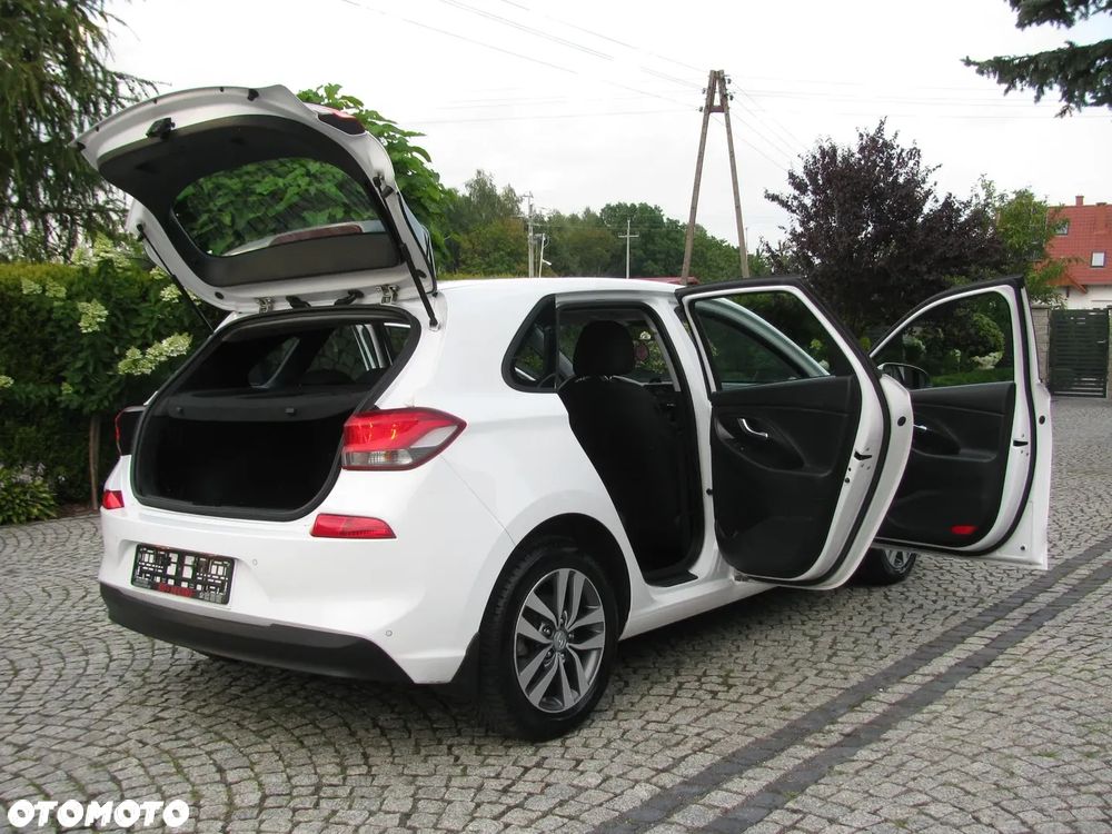 Hyundai i30 1.4 T-GDI Trend - 17
