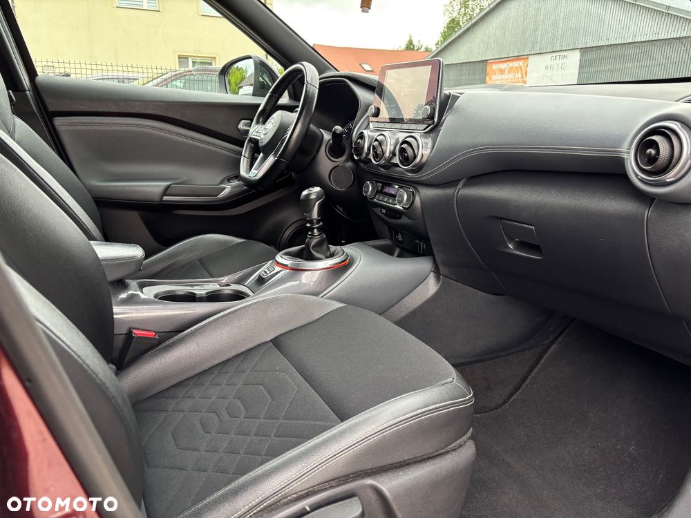 Nissan Juke 1.0 DIG-T Tekna - 40