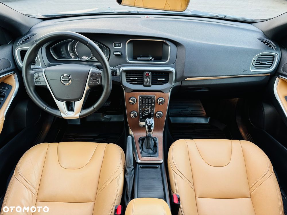 Volvo V40 D3 Geartronic Inscription - 20