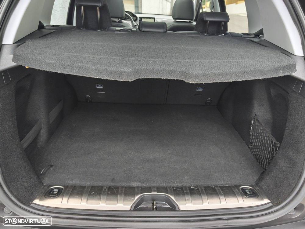 Peugeot 2008 1.2 PureTech Allure EAT6 - 26