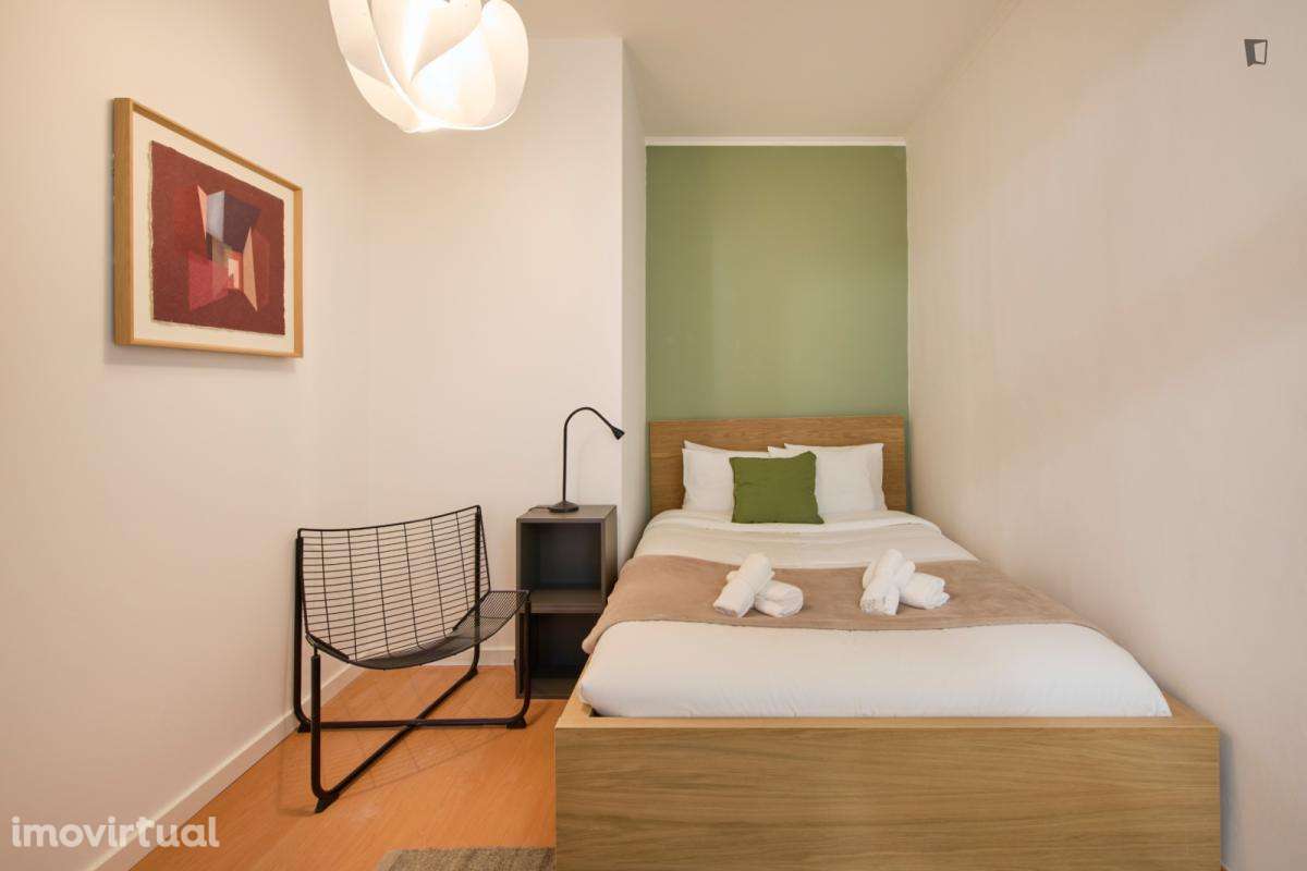 Quarto - localizado em São Bento Lisbon - Grande imagem: 4/37