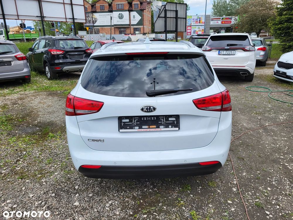 Kia Ceed 1.6 GDI L Business Line DCT - 10