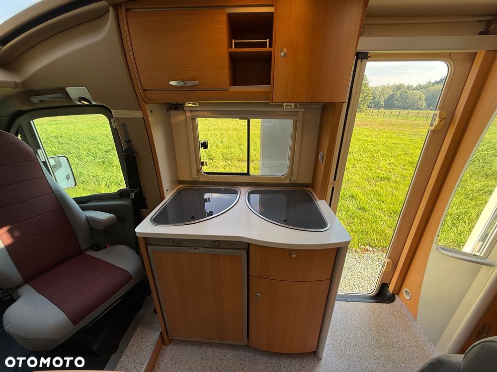 Renault Knaus Sun TI 650 - 25