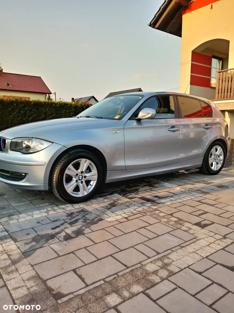 BMW Seria 1 120i - 2