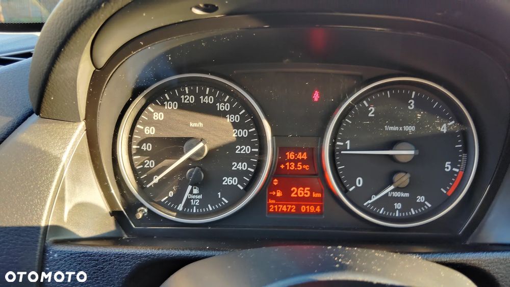 BMW X1 xDrive20d - 11