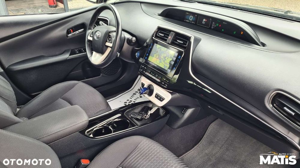 Toyota Prius - 8