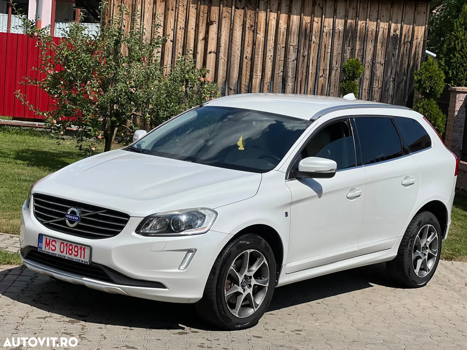 Volvo XC 60 D5 AWD Aut. Ocean Race - 2