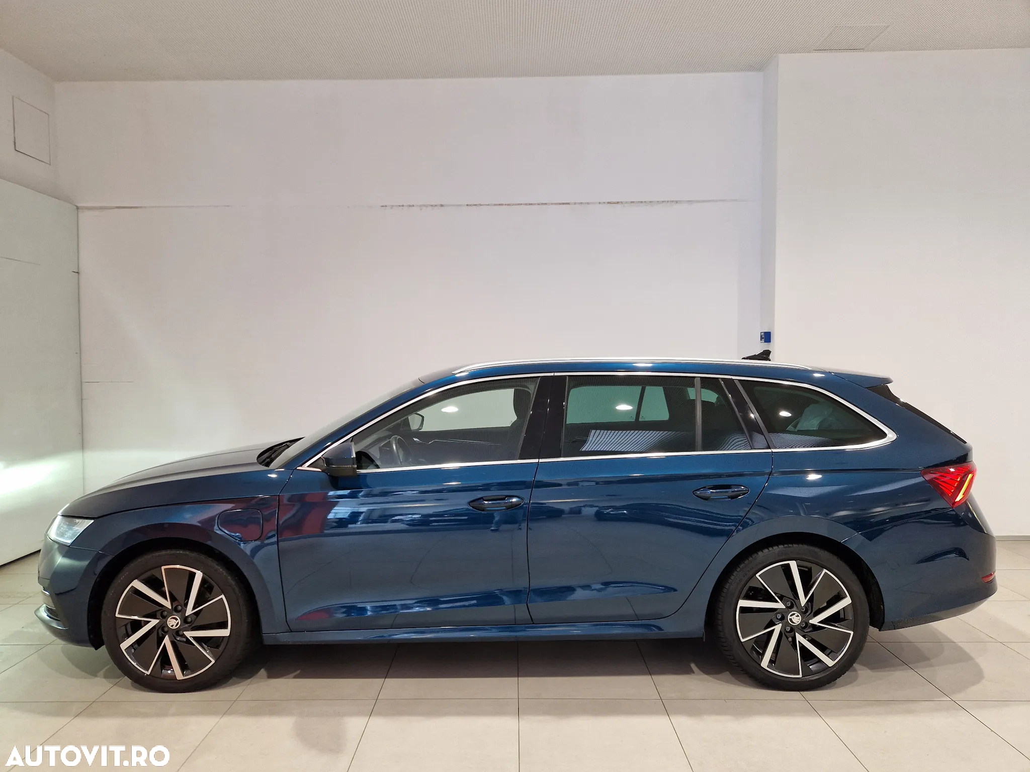 Skoda Octavia Combi 1.4 TSI iV DSG Style - 2