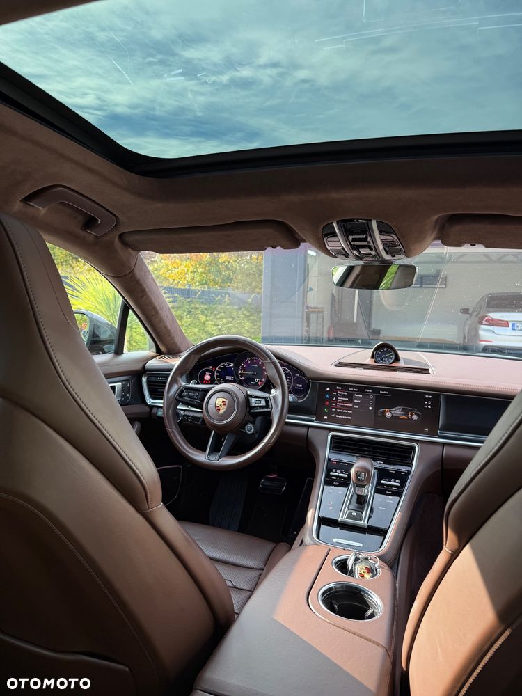 Porsche Panamera 4 Platinum Edition - 15
