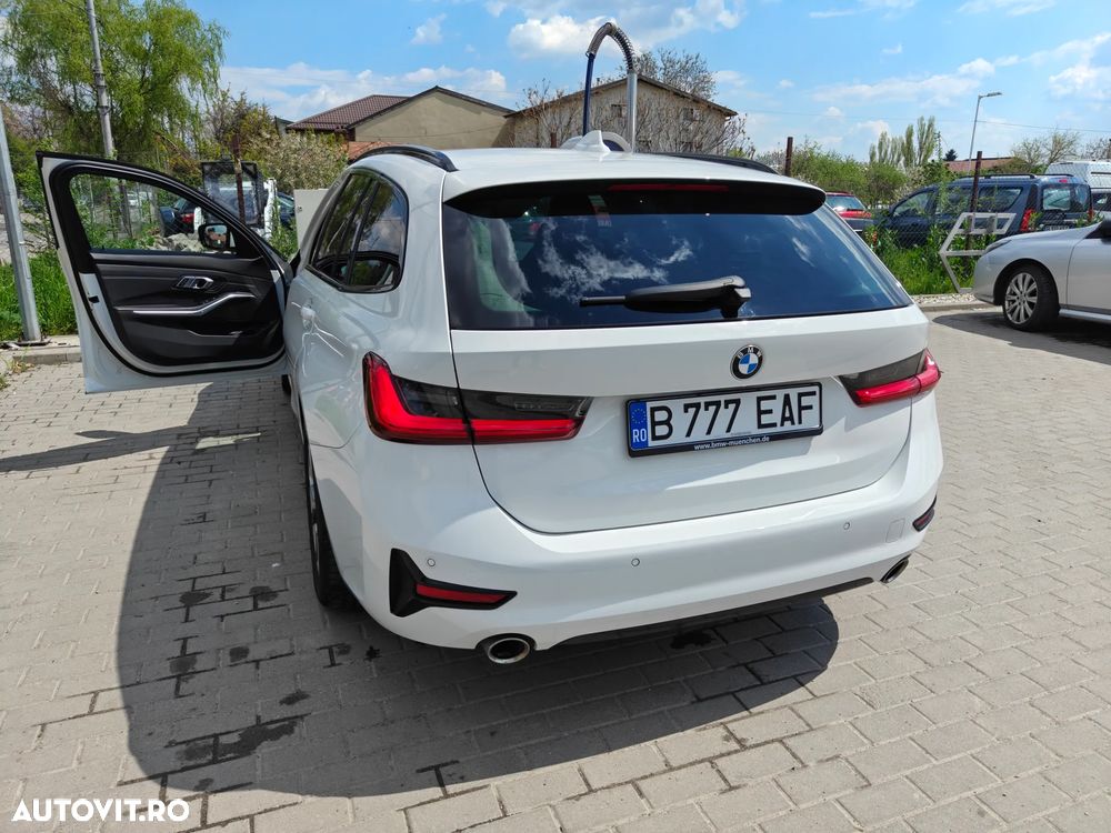 BMW Seria 3 318i Aut. Sport Line - 7